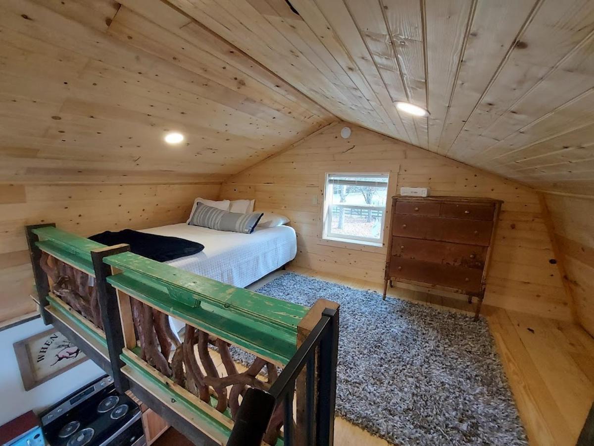 Rustic Hendersonville Farm Studio With Private Deck Extérieur photo