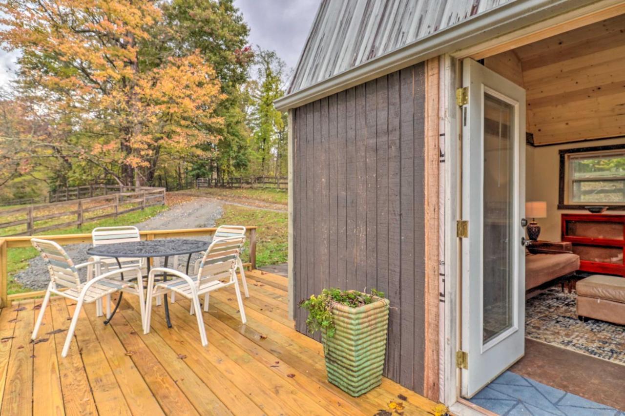 Rustic Hendersonville Farm Studio With Private Deck Extérieur photo